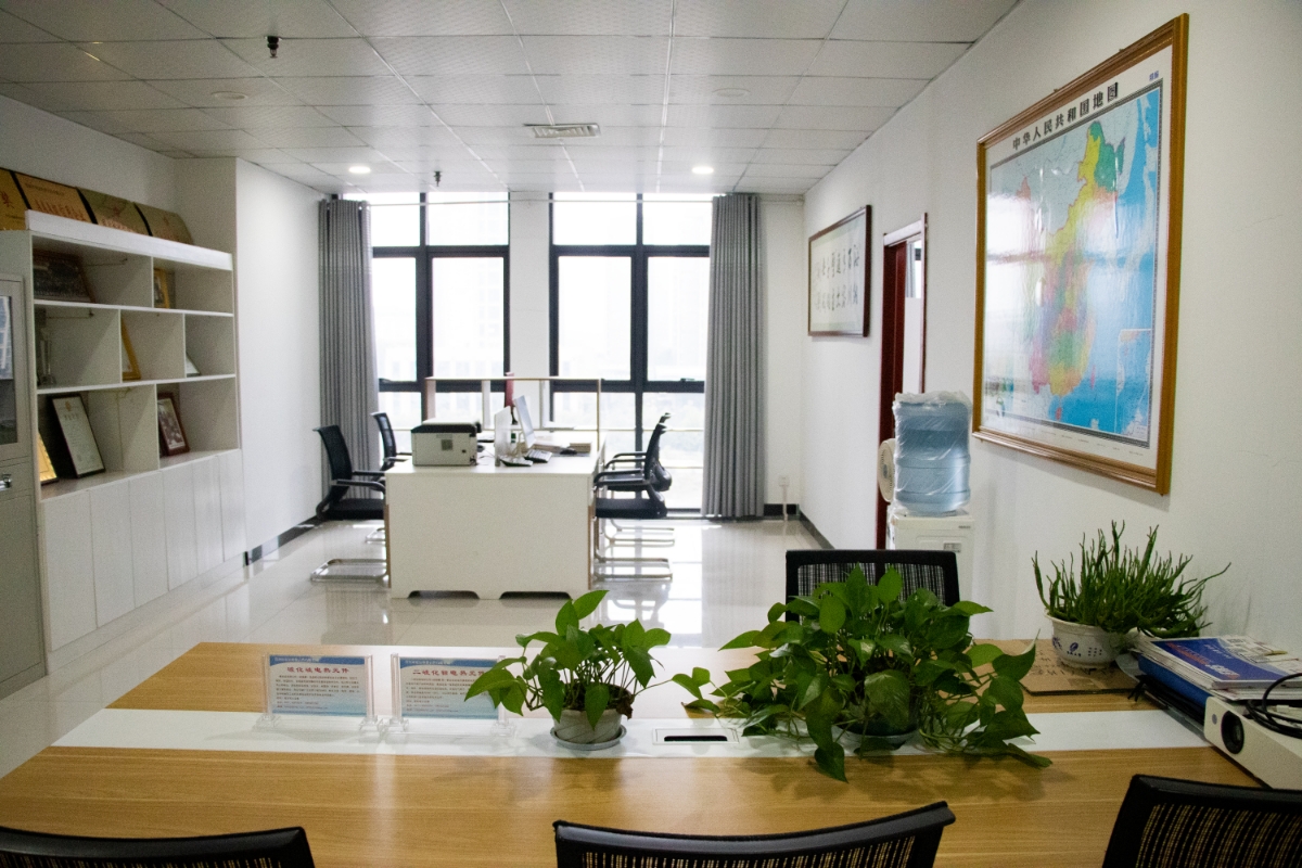 办公室.jpg